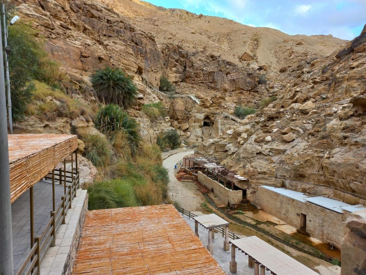 Afra Hot Springs Chalets At-Tafilah Exteriér fotografie